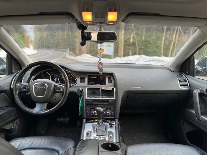 Audi Q7 3.0 V6 TDI quattro T-Tronic