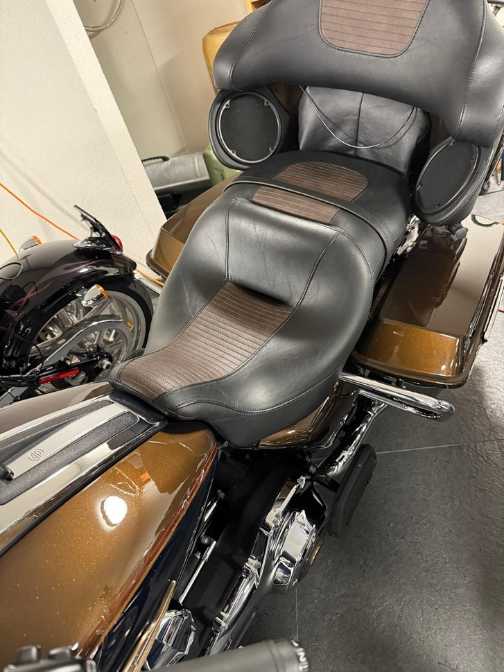 Harley-Davidson FLHTK Ultra Limited Anniversary HARLEY-DAVIDSON HARLEY-DAVIDSON FLHTK Electra Glide Ultra Limited Anniversary