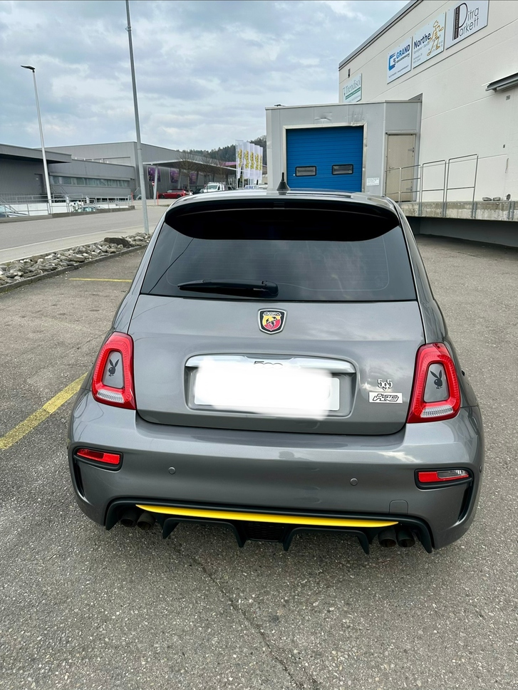 Fiat 595 Abarth 1.4 T-Jet 160 Pista
