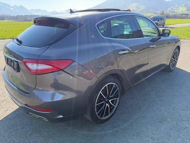 Maserati Levante 3.0 V6 S - Perfekte Ausstattung Maserati Maserati Levante 3.0 V6 S