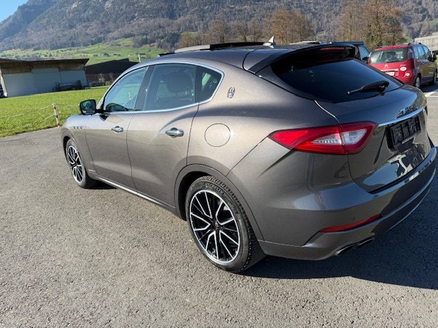 Maserati Levante 3.0 V6 S - Perfekte Ausstattung Maserati Maserati Levante 3.0 V6 S