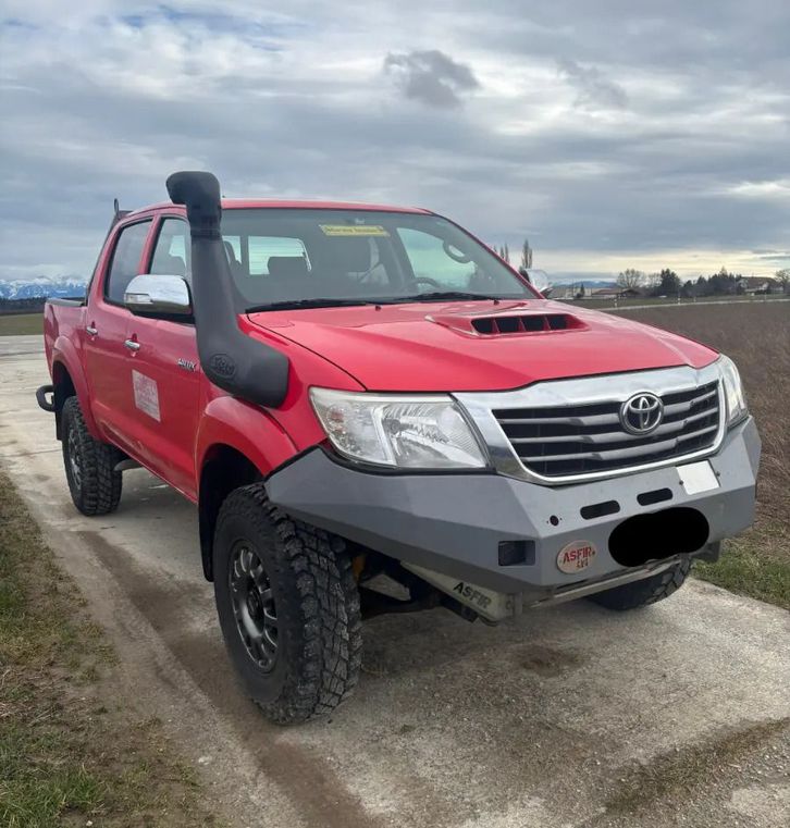 Toyota Hilux Double Cab.-Pick-up 3.0-4D Linea Sol