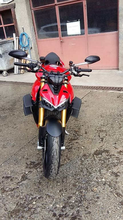 Ducati Streetfighter V4 S 2021 - Top Zustand DUCATI DUCATI Streetfighter V4 S
