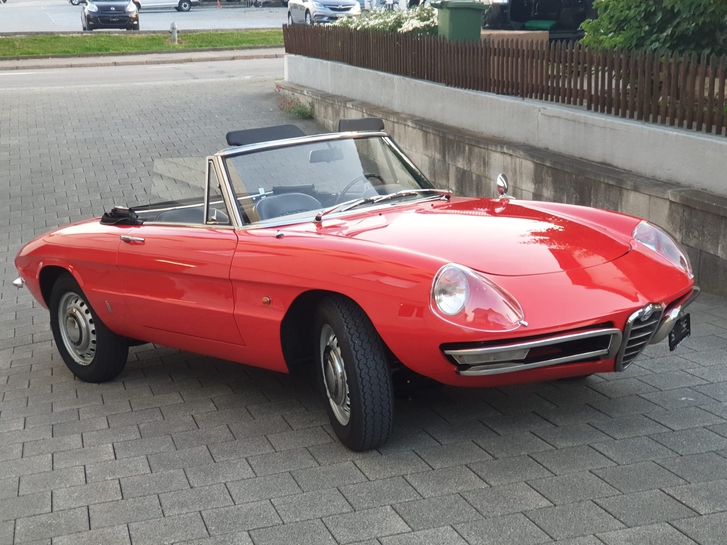 ALFA ROMEO Spider 1600 "Duetto"