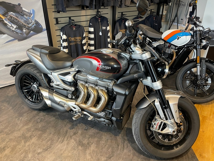 TRIUMPH Rocket 3 R