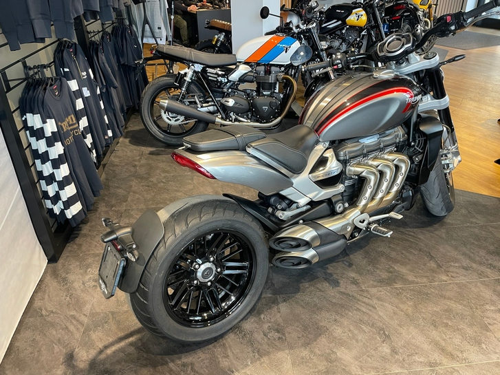 TRIUMPH Rocket 3 R