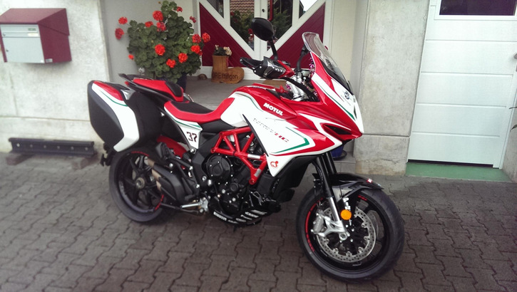 MV AGUSTA Turismo Veloce Lusso RC