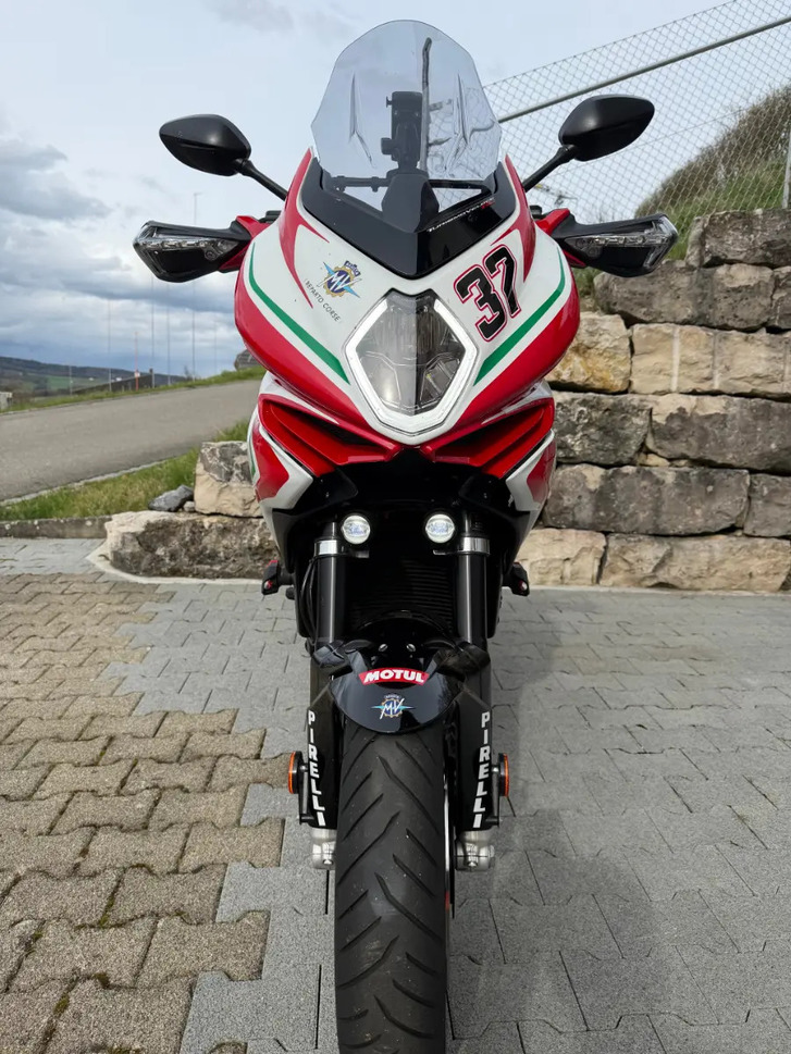 MV AGUSTA Turismo Veloce Lusso RC