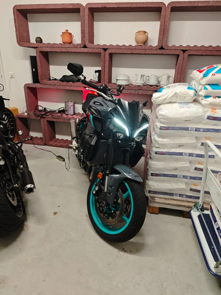 Yamaha MT-10 ABS 2022 Motorrad in Top Zustand YAMAHA YAMAHA MT-10 ABS