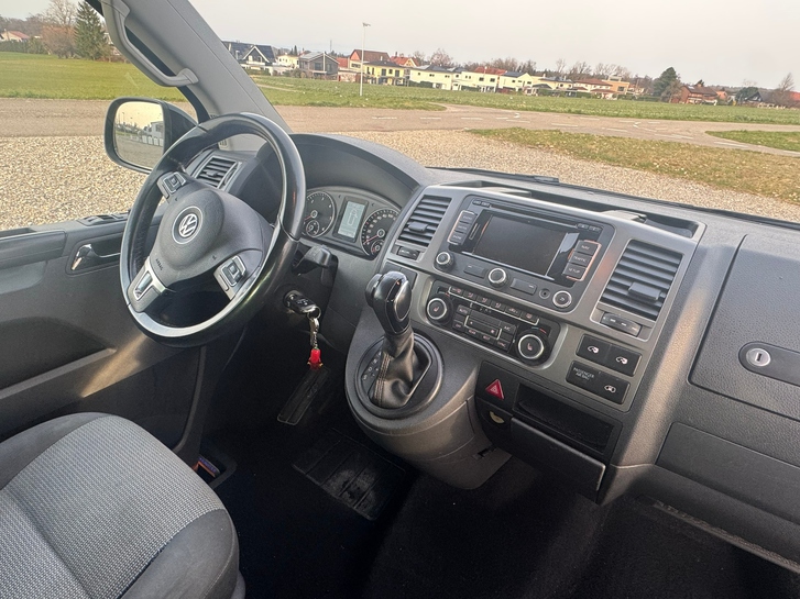 VW T5 Caravelle Comfortline 2.0 TDI CR 4Motion DSG