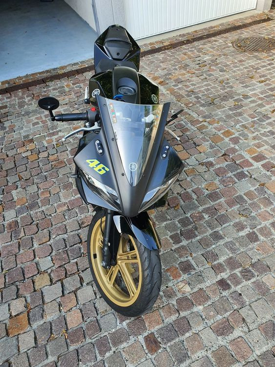 YAMAHA YZF-R125