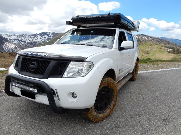 Nissan Pathfinder 2.5 dCi Platinum Offroad-SUV Nissan Nissan Pathfinder 2.5 dCi Platinum