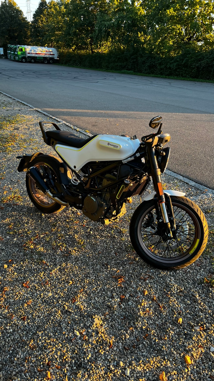 HUSQVARNA Vitpilen 401