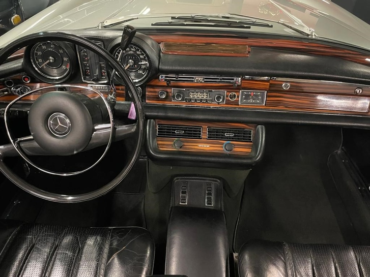 Mercedes-Benz 280 SE 3.5