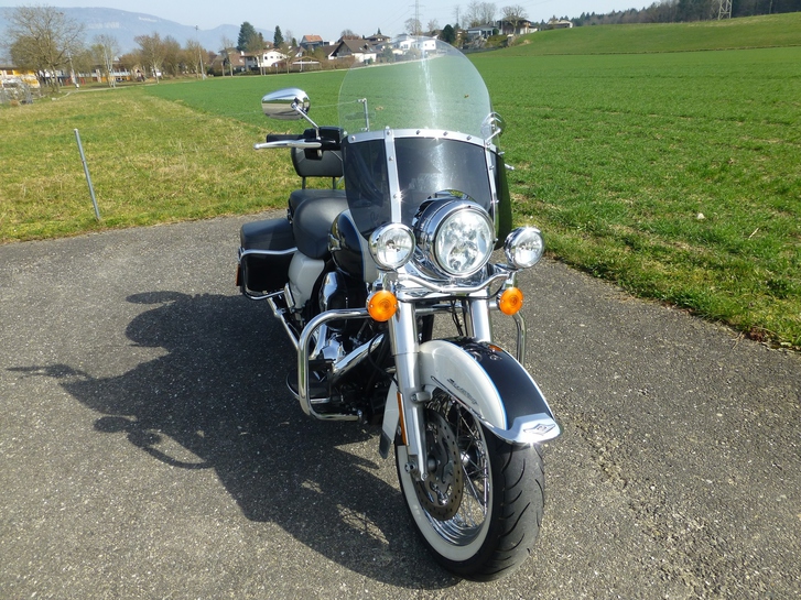 HARLEY-DAVIDSON FLHRC Road King 103 ABS