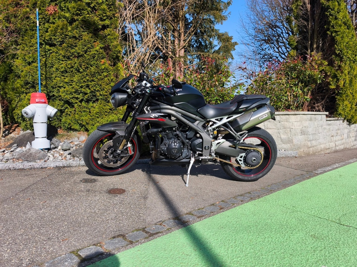 TRIUMPH Speed Triple RS 1050 ABS