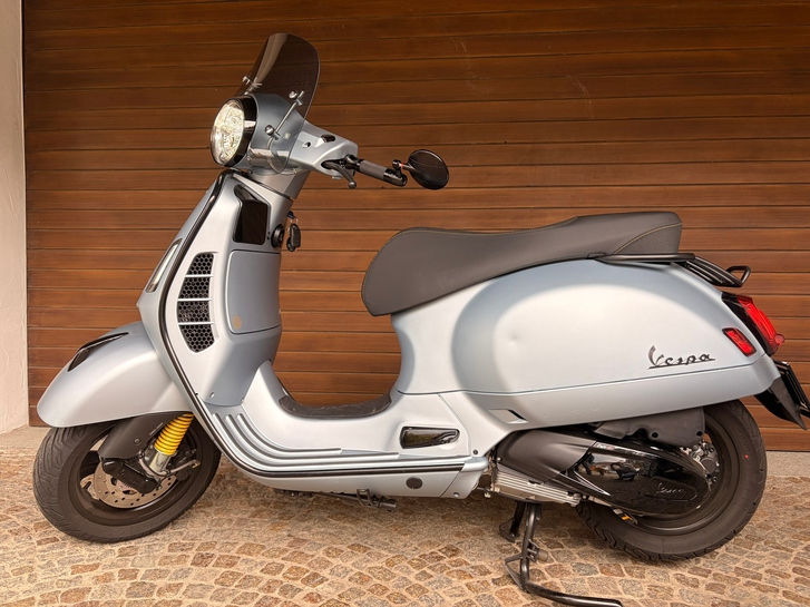 PIAGGIO Vespa GTS 300 Super Tech ABS