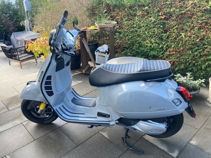 PIAGGIO Vespa GTS 300 HPE Super Tech ABS/ASR