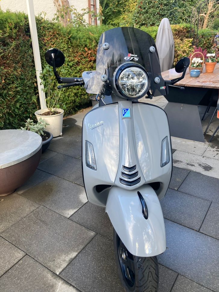 PIAGGIO Vespa GTS 300 HPE Super Tech ABS/ASR