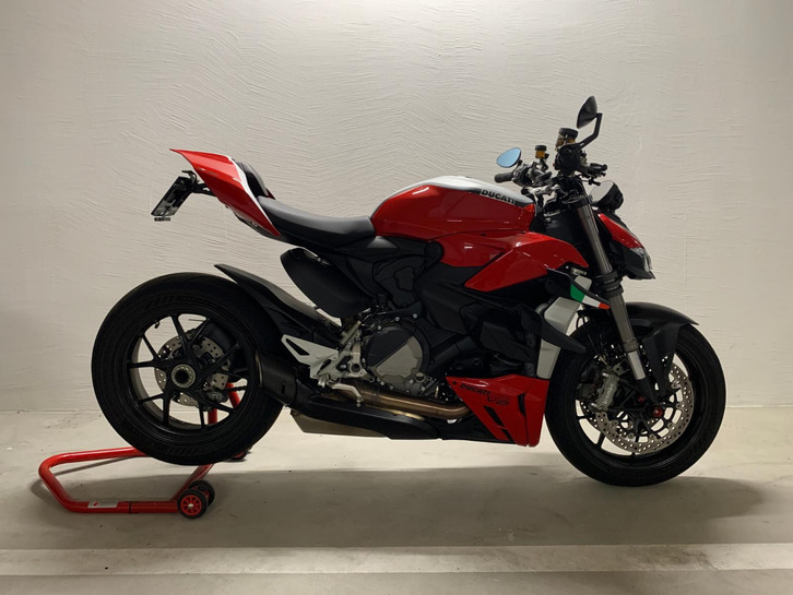 DUCATI Streetfighter  V2