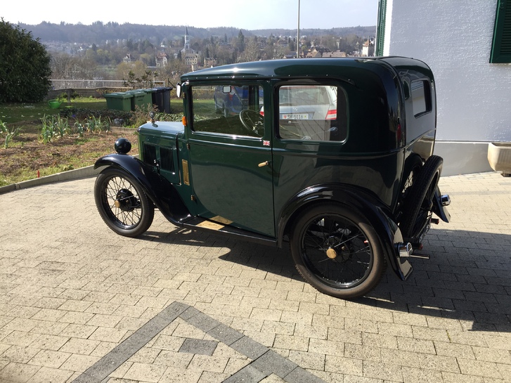 Austin Seven Saloon