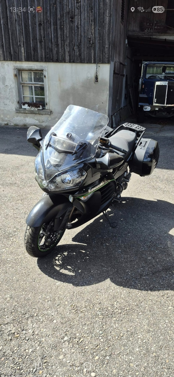 Kawasaki GTR 1400 ABS - Top Ausstattung KAWASAKI KAWASAKI GTR 1400 ABS