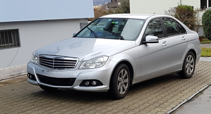 Mercedes-Benz C-Klasse W204 C 200 CDI BlueEF