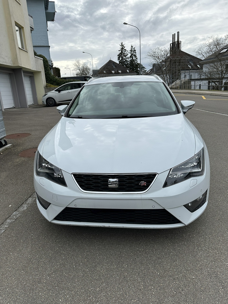 SEAT Leon ST 2.0 TDI FR 4Drive zu verkaufen SEAT SEAT Leon ST 2.0 TDI FR 4Drive