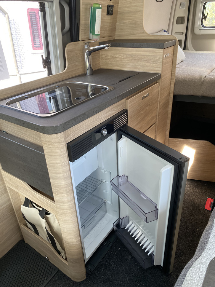 PEUGEOT Boxer 2.2 HDi Knaus Boxlife Pro 540 MQ Panorama