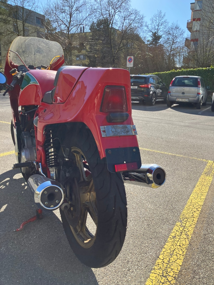 Sportliche Ducati 900 SS zu verkaufen DUCATI DUCATI 900 SS