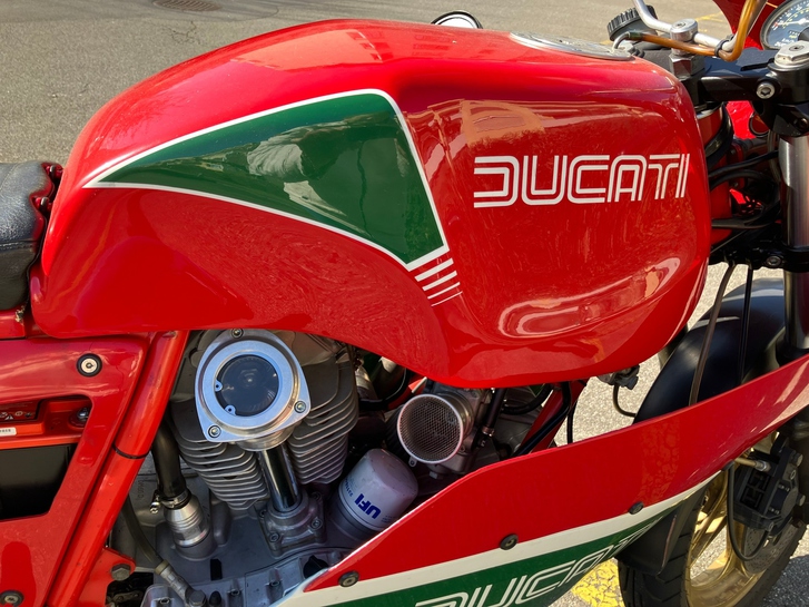 Sportliche Ducati 900 SS zu verkaufen DUCATI DUCATI 900 SS