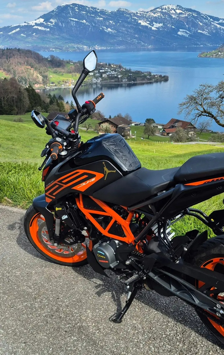 KTM 125 Duke