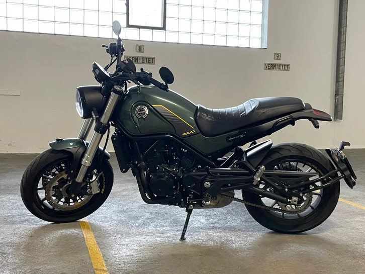 BENELLI Leoncino 500