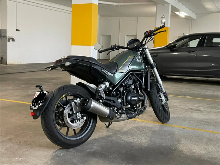 BENELLI Leoncino 500