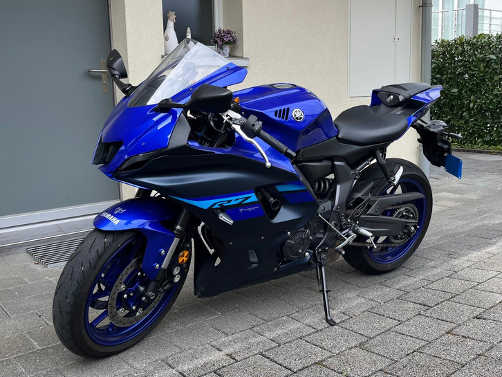 YAMAHA YZF-R7 (35kW)