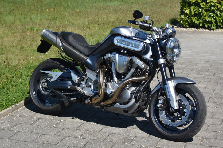 YAMAHA MT-01