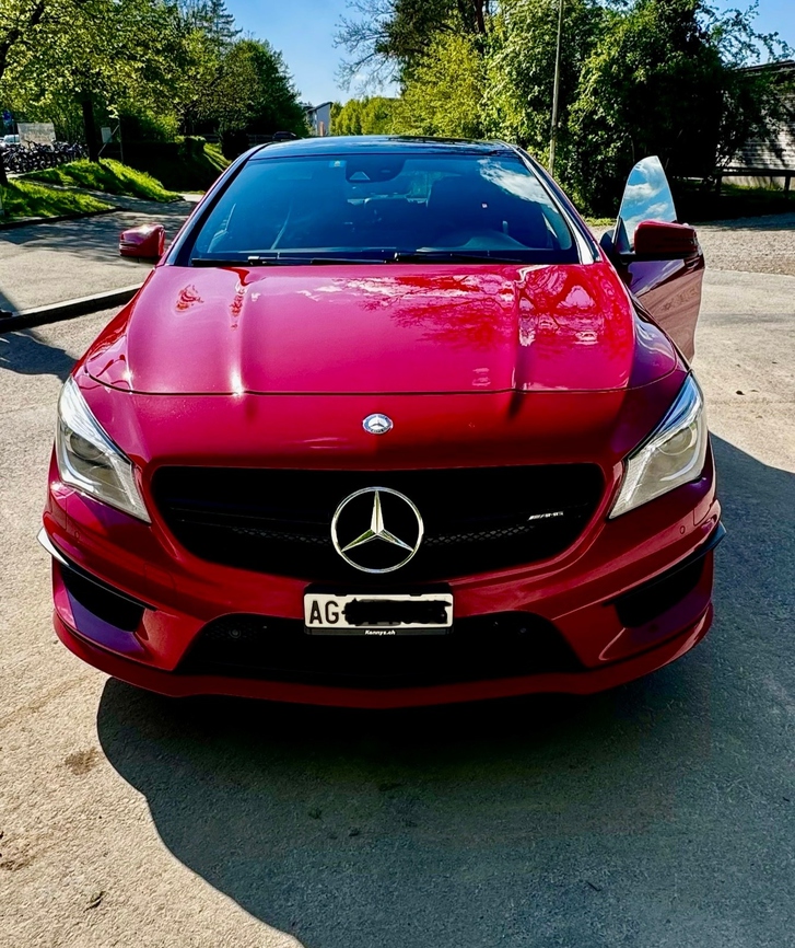 Mercedes-Benz CLA-Klasse C117 CLA 45 AMG 4m