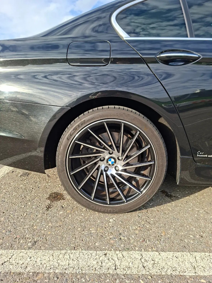 BMW 5er Reihe F10 530d xDrive SAG