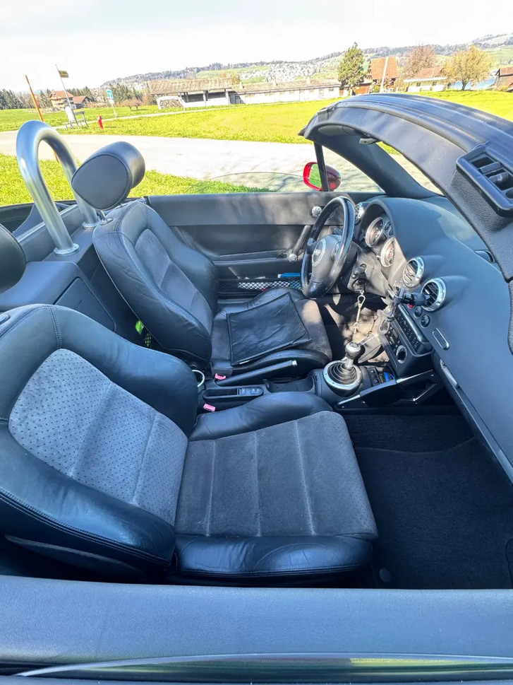 Audi TT Roadster 1.8 20V Turbo 180 ESP