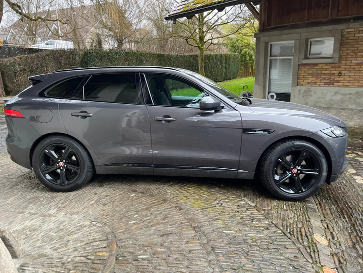 Jaguar F-Pace 3.0 V6 S/C R-Sport AWD