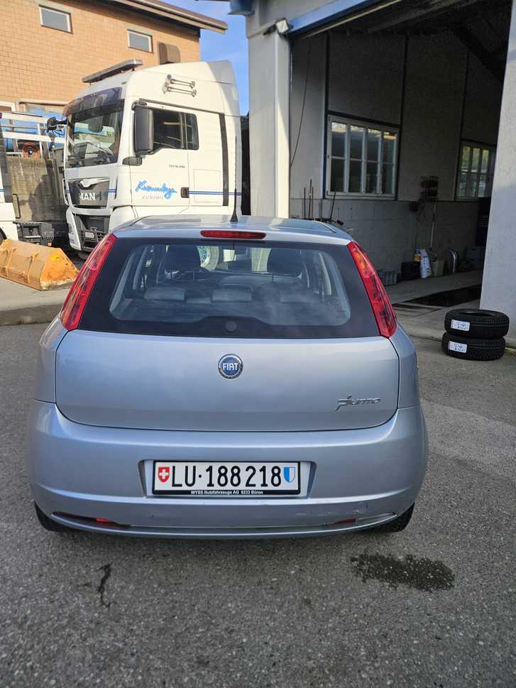 Fiat Grande Punto 1.4 77 PS Emotion zu verkaufen Fiat Fiat Grande Punto 1.4 8V 77 Emotion
