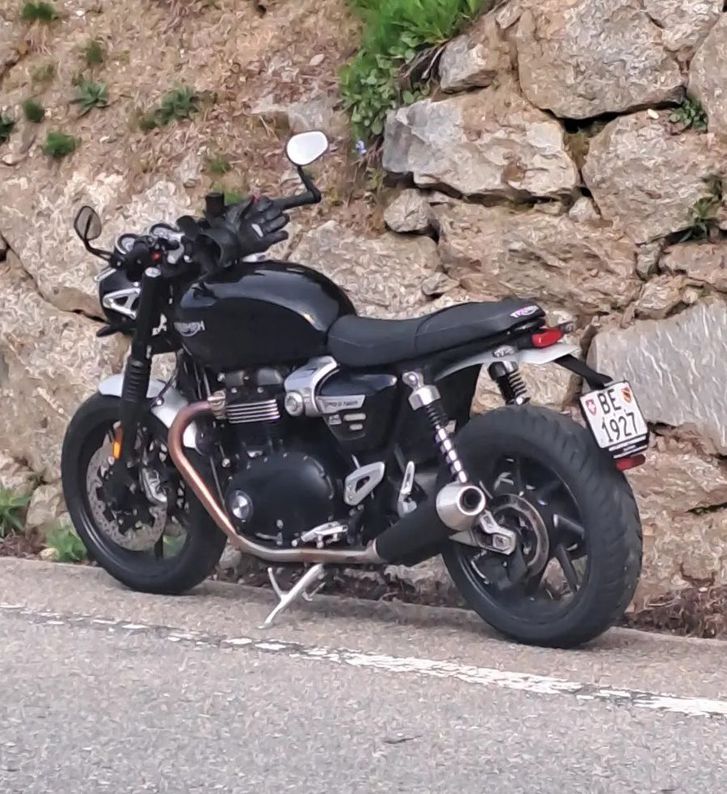 TRIUMPH Speed Twin 1200