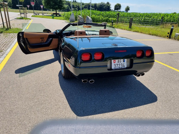 Chevrolet Corvette Convertible 5.7
