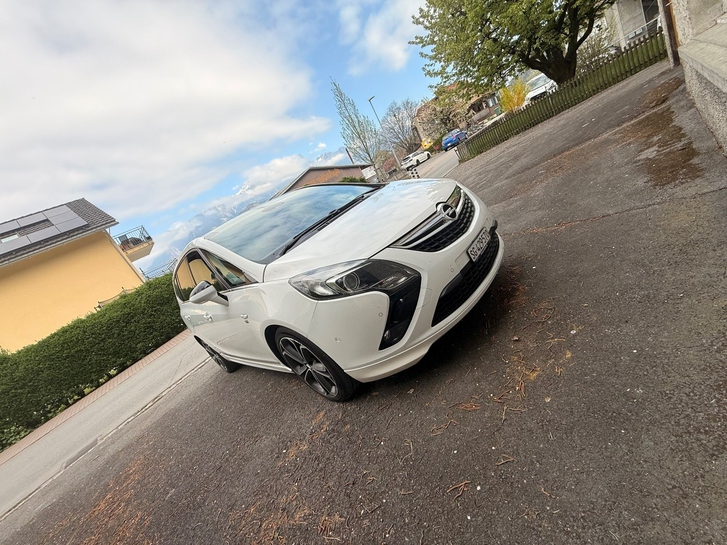 Opel Zafira Tourer 2.0 CDTI 170 Cosmo S/S