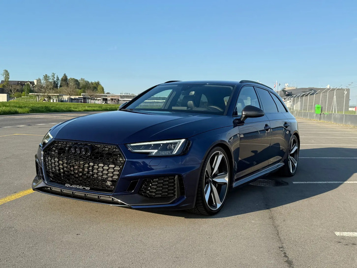 Audi RS4 Avant 2.9 V6 TFSI quattro T-Tronic