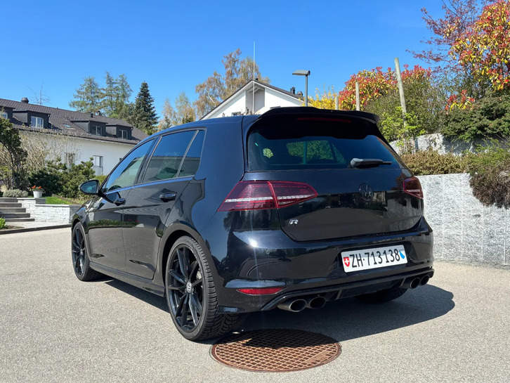 VW Golf VII 2.0 TSI R DSG 4motion