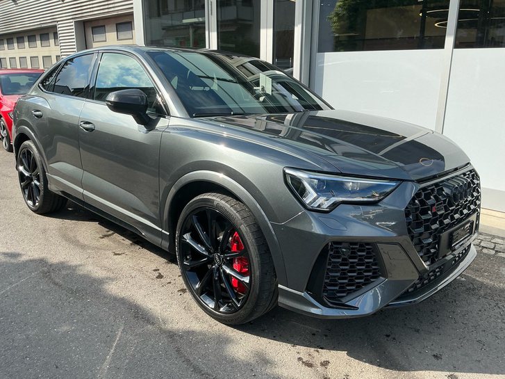 Audi RS Q3 Sportback 2.5 TFSI quattro Top Features Audi Audi RS Q3 Sportback 2.5 TFSI quattro S-Tronic