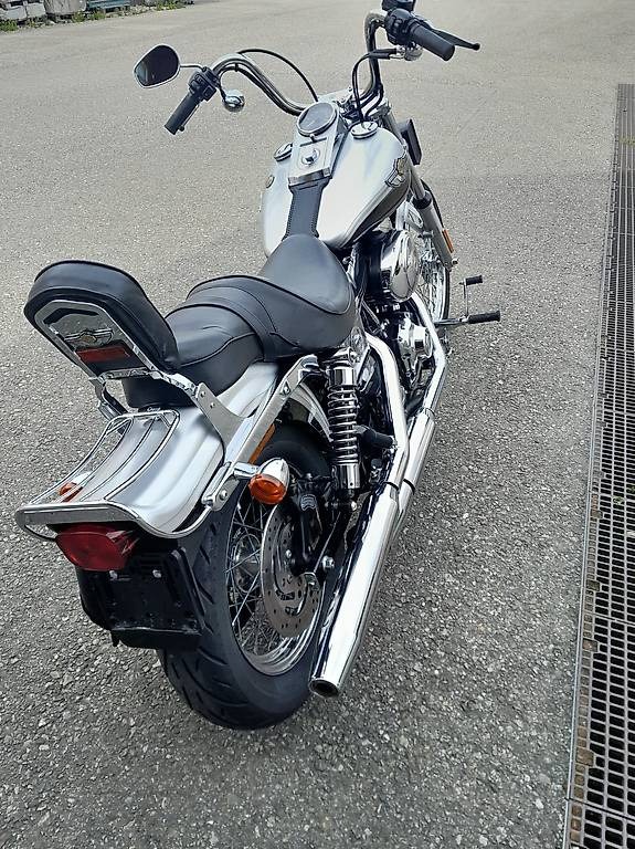 Harley-Davidson FXDWG Dyna Wide Glide - Top Zustand HARLEY-DAVIDSON HARLEY-DAVIDSON FXDWG Dyna Wide Glide