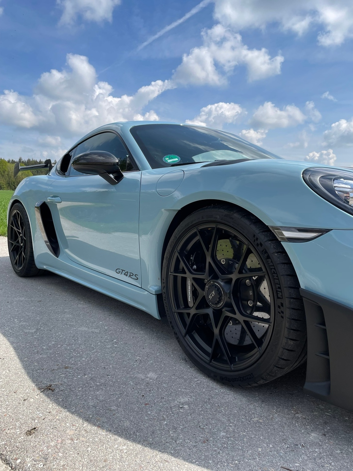 Porsche 718 Cayman 4.0 GT4 RS PDK