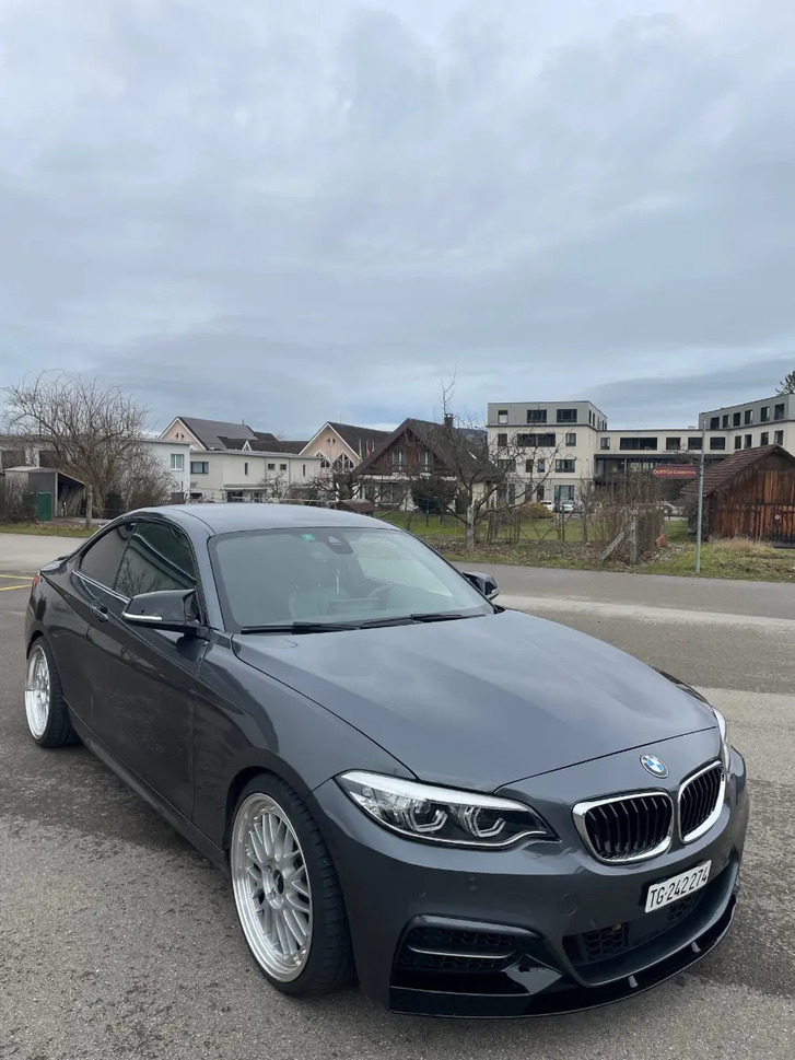BMW M240i xDrive Coupé - Top Zustand BMW BMW 2er Reihe F22 Coupé M240i xDrive